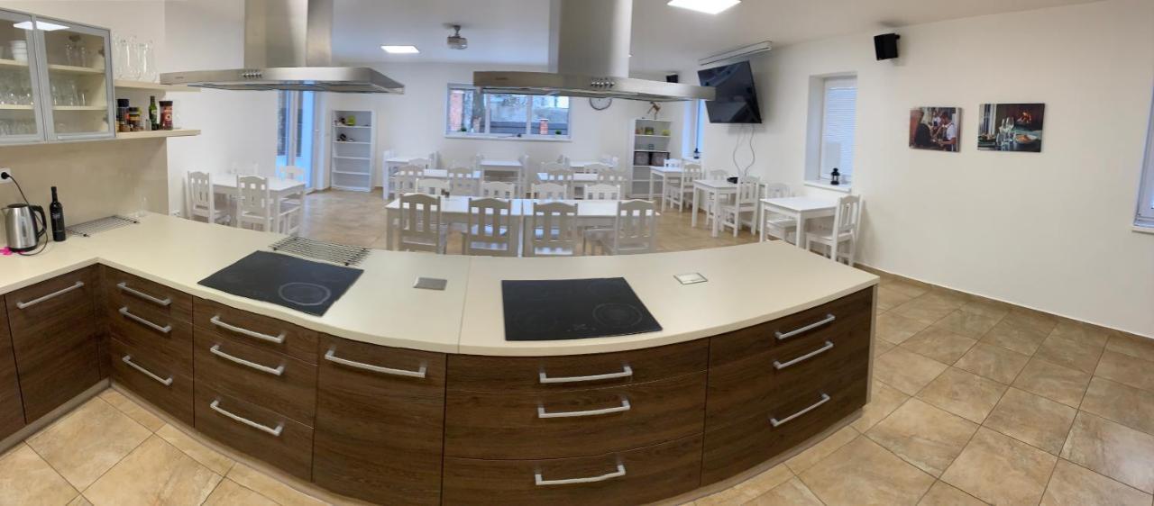 Golf Certovo Bremeno Hotel Jistebnice Luaran gambar